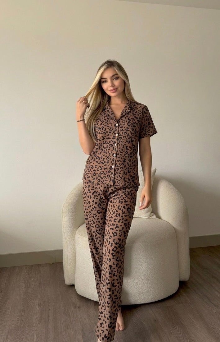 Animal print pantalón